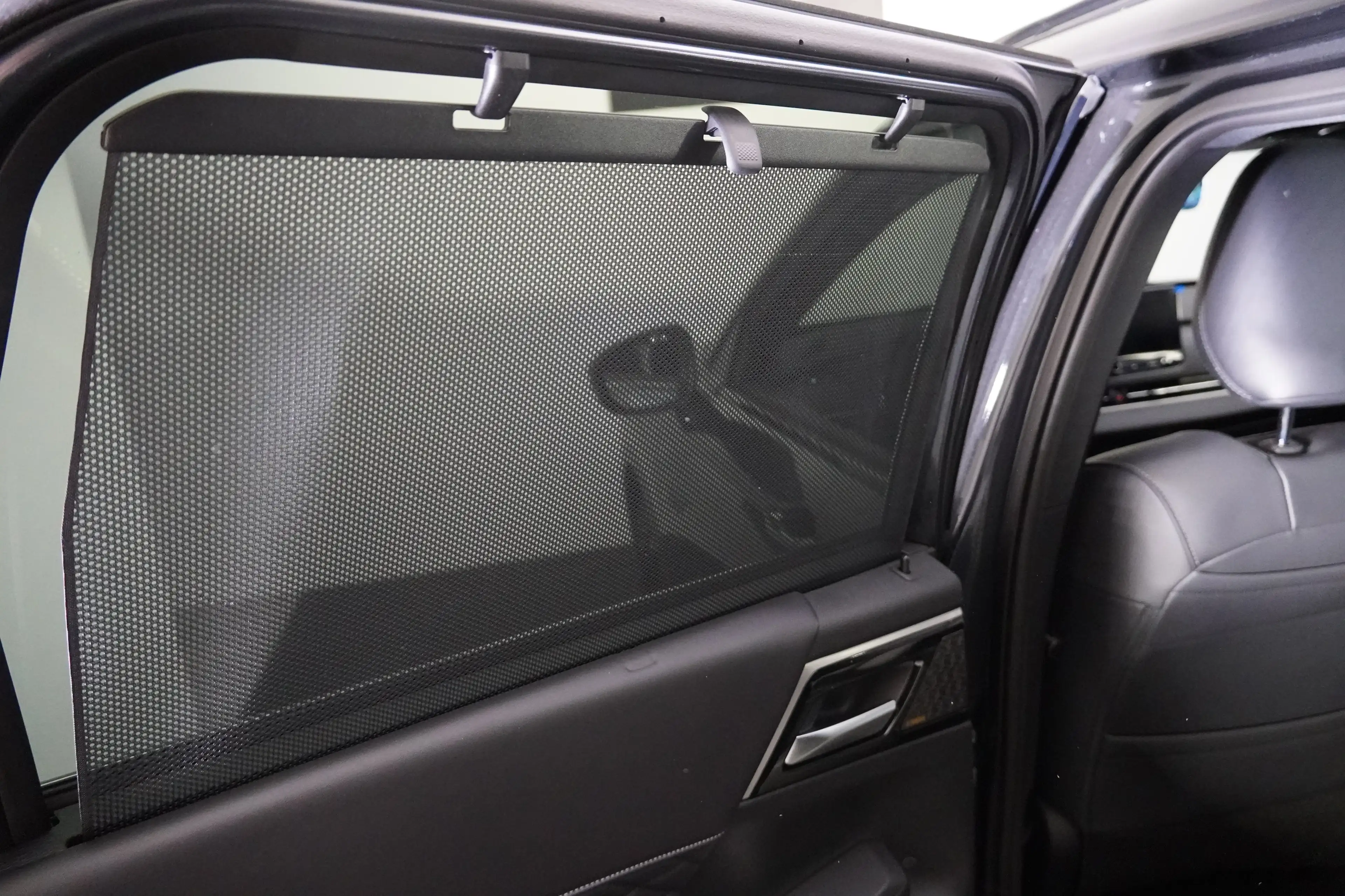Mitsubishi Outlander Outlander PHEV 4WD Diam.Luxury Black Edt. ab EUR50 — photo 25
