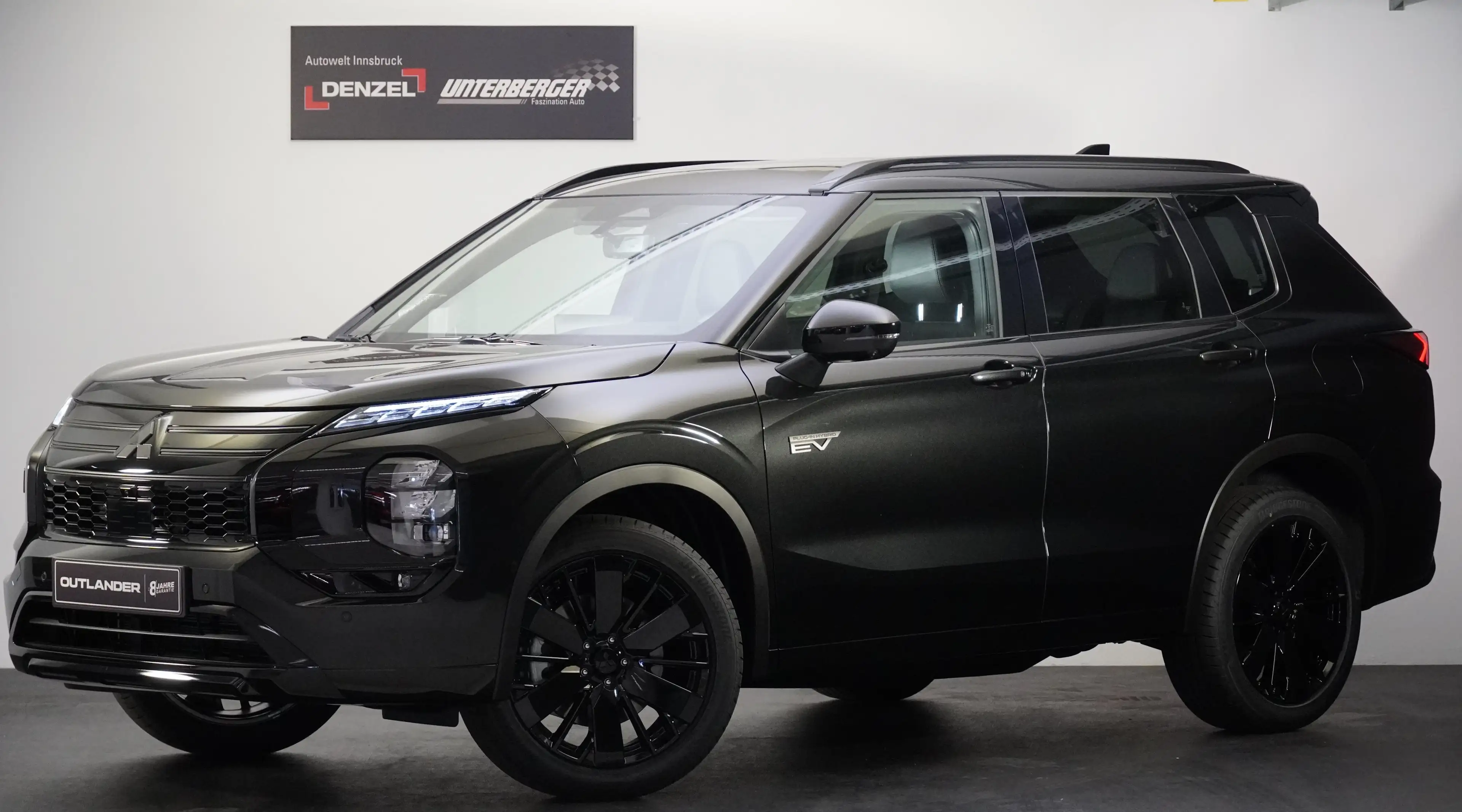 Mitsubishi Outlander Outlander PHEV 4WD Diam.Luxury Black Edt. ab EUR50