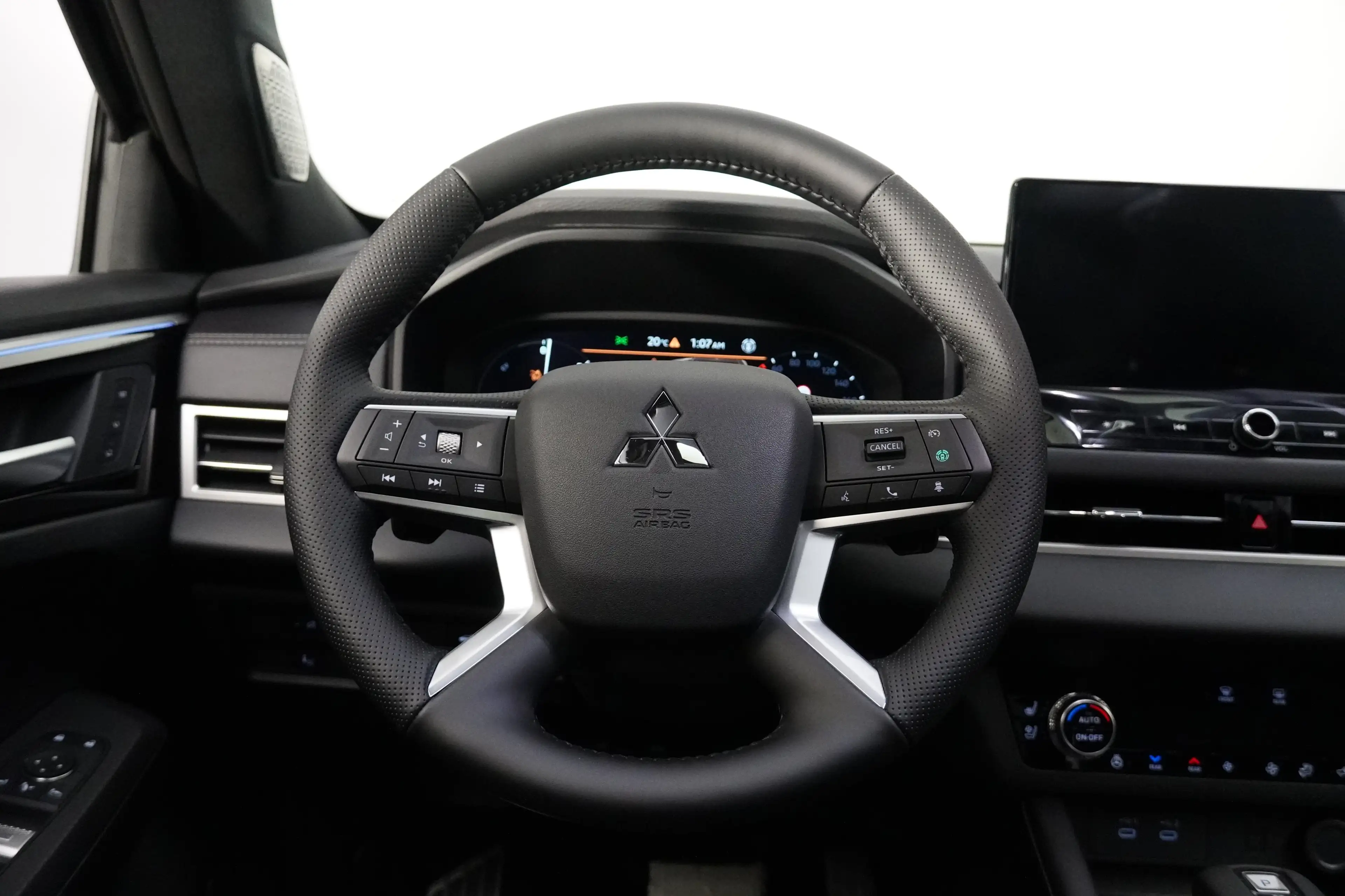 Mitsubishi Outlander Outlander PHEV 4WD Diam.Luxury Black Edt. ab EUR50 — photo 12