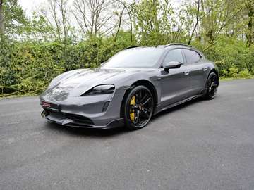 Turbo S Cross Turismo, 763pk