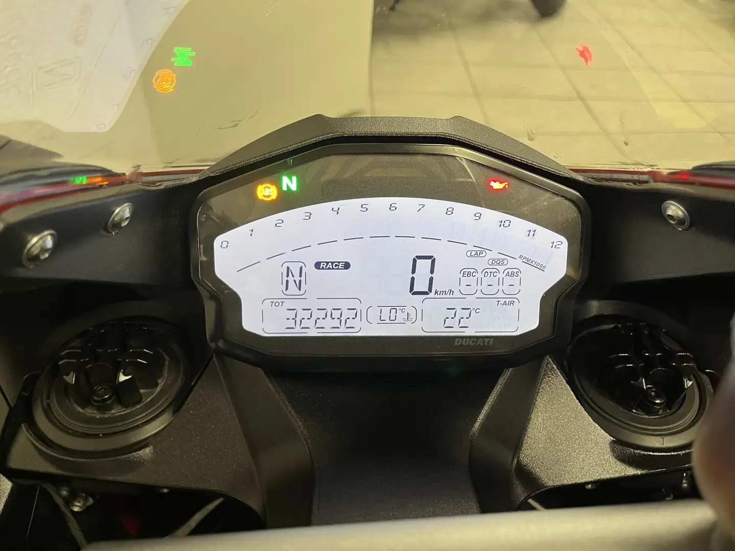 Ducati 899 Panigale Rood - 2