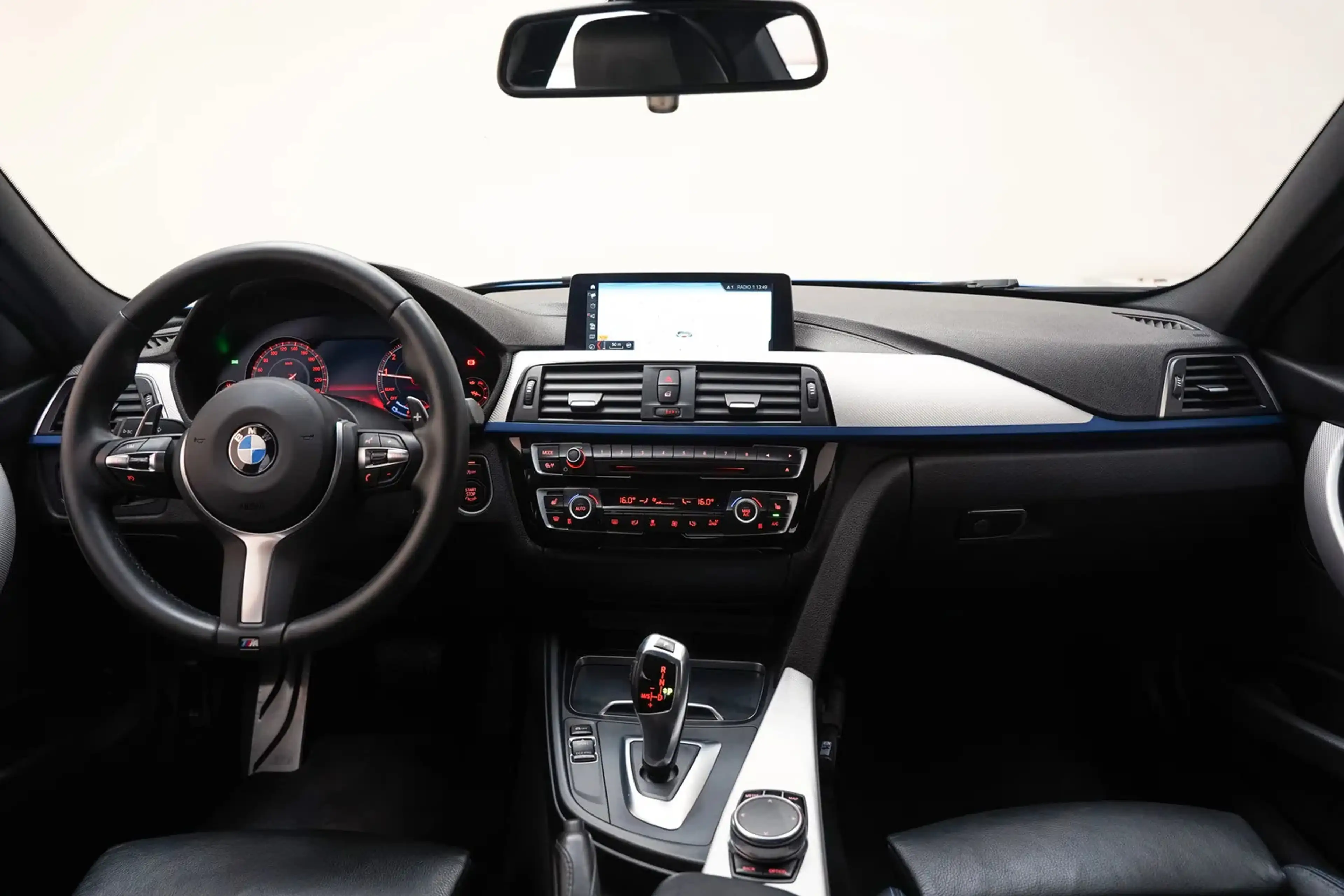 BMW 330 3-serie 330i M Sport Edition [ Schuif/kanteldak PD — photo 4