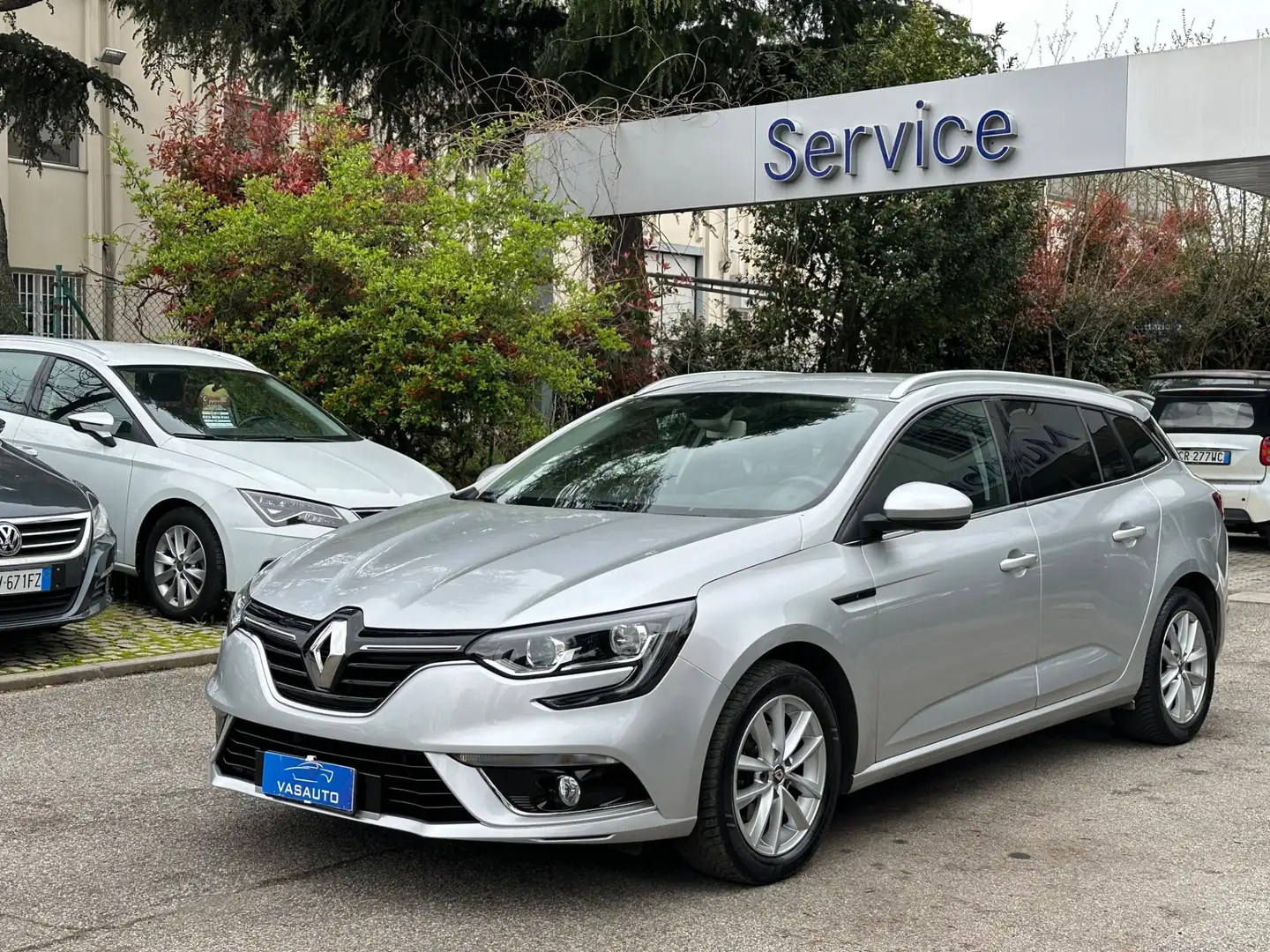 Renault Megane Mégane Sporter dCi 8V 110 CV EDC Energy Intens Gris - 2