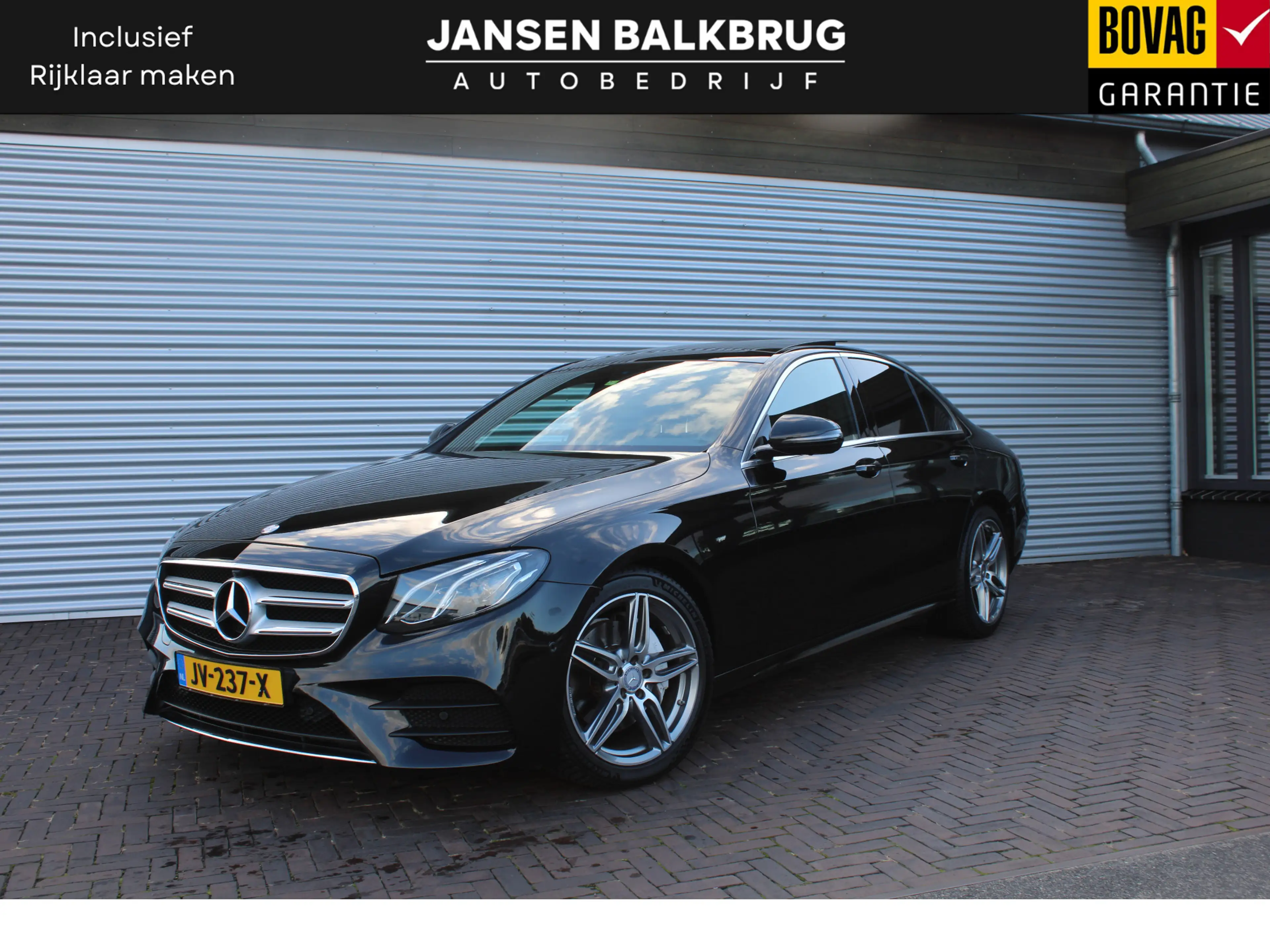 Mercedes-Benz E 200 Prestige Plus AMG panoramadak lage km