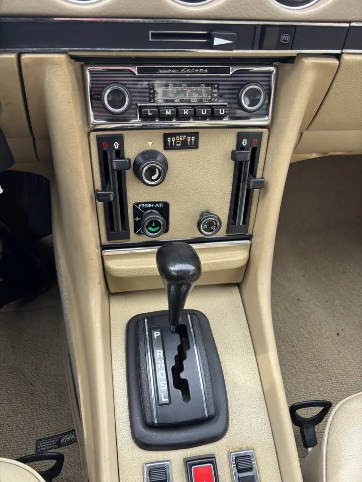 Mercedes-Benz SL 280 R107 Cabrio, foto 11