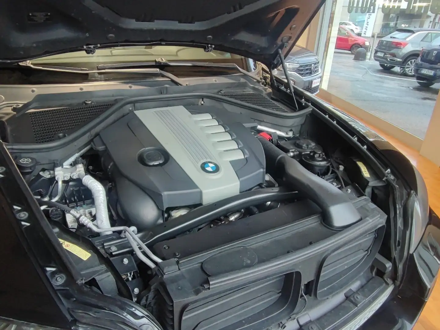 BMW X6 xdrive35d Attiva auto Fekete - 2