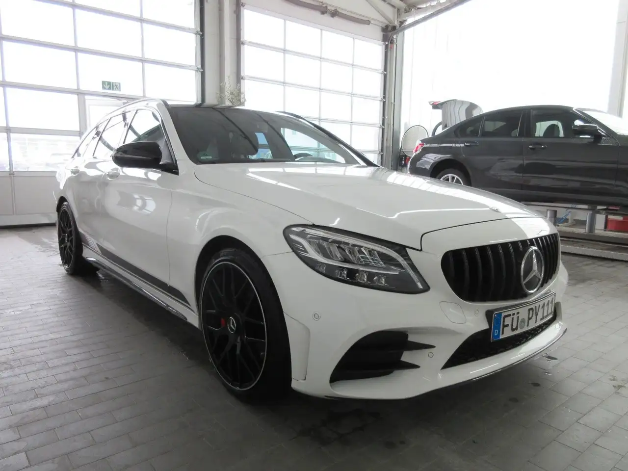 Mercedes-Benz C 300
