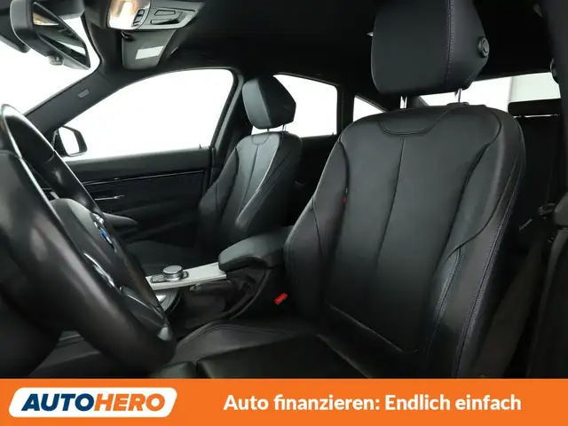 BMW 3 Series view 10