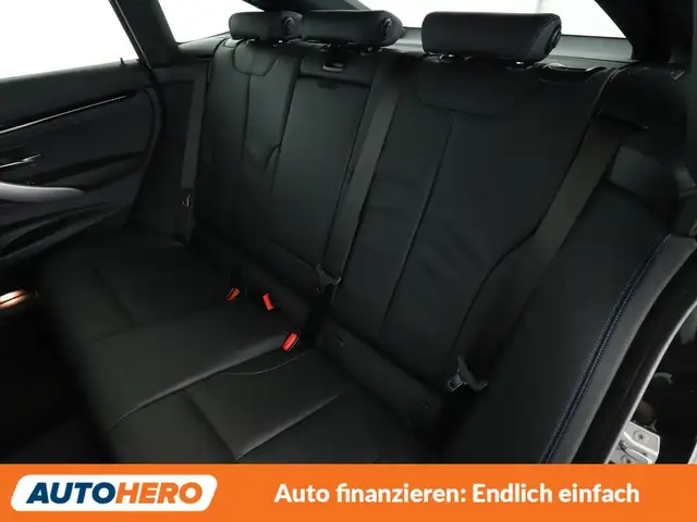BMW 3 Series view 14