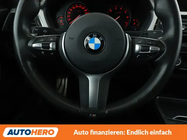 BMW 3 Series view 19