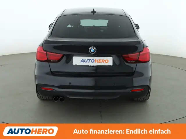 BMW 3 Series view 5