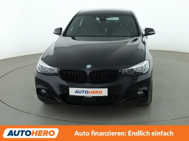BMW 3 Series view 9