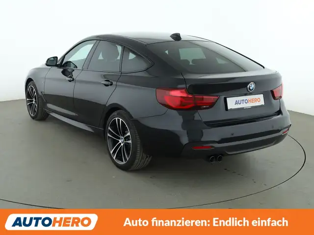 BMW 3 Series view 4