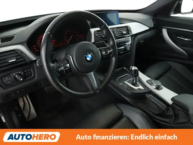 BMW 3 Series view 11