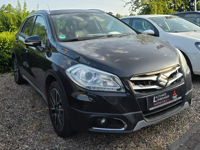 Suzuki SX4 S-Cross 1.6 DDiS 4x4 Comfort+ inkl. AHK