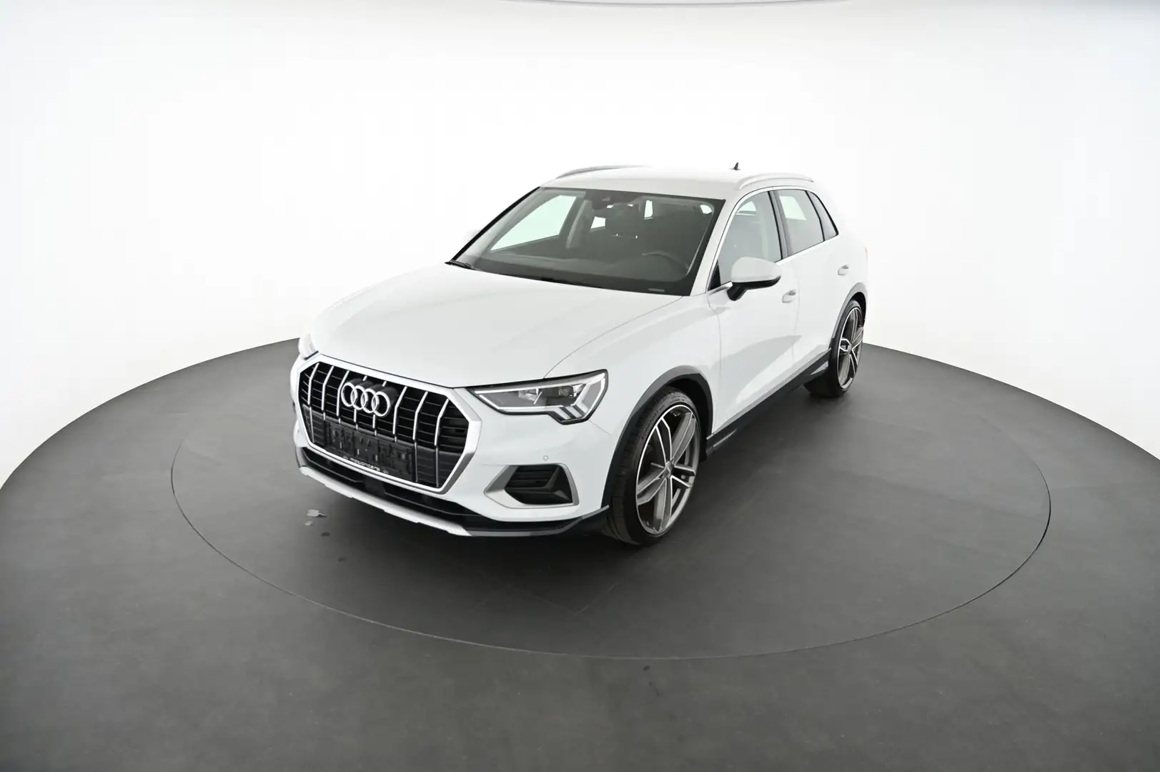 Audi Q3 35 1.5 TFSI S tronic advanced Pickerl NEU Weiß - 1