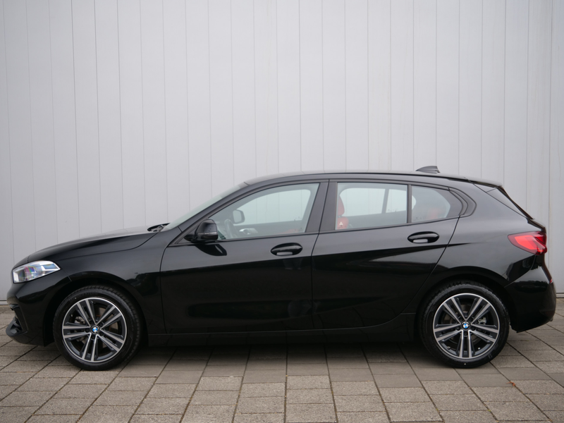 BMW 118 1-serie 118i Business Edition 136 Pk Automaat Navi — photo 18