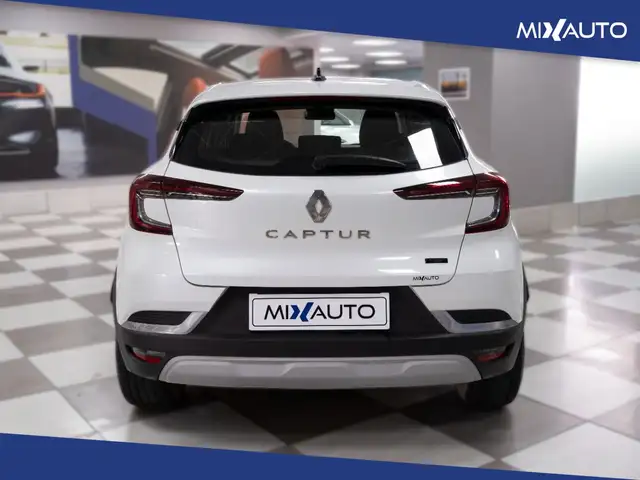 Renault Captur view 4
