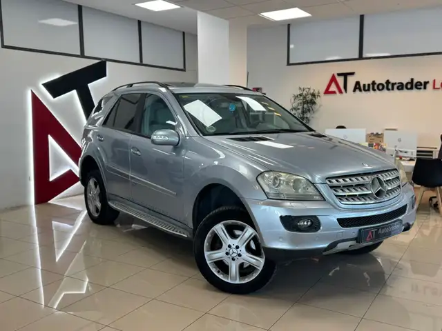 Mercedes-Benz ML 320 320CDI Aut.