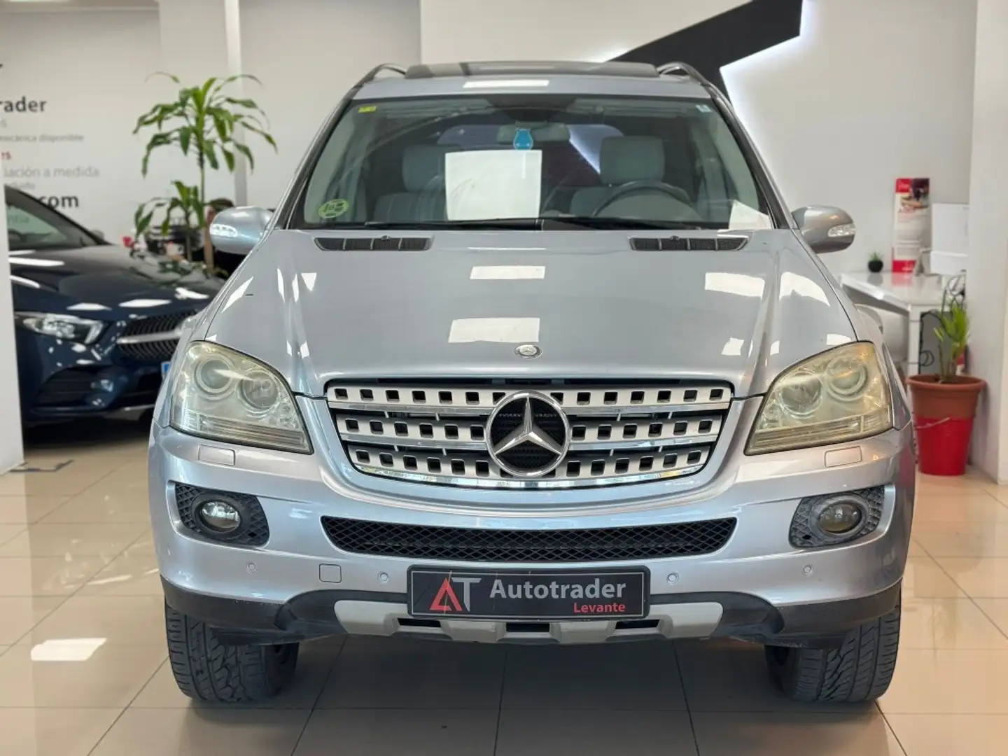 Mercedes-Benz ML 320 320CDI Aut. Plateado - 2