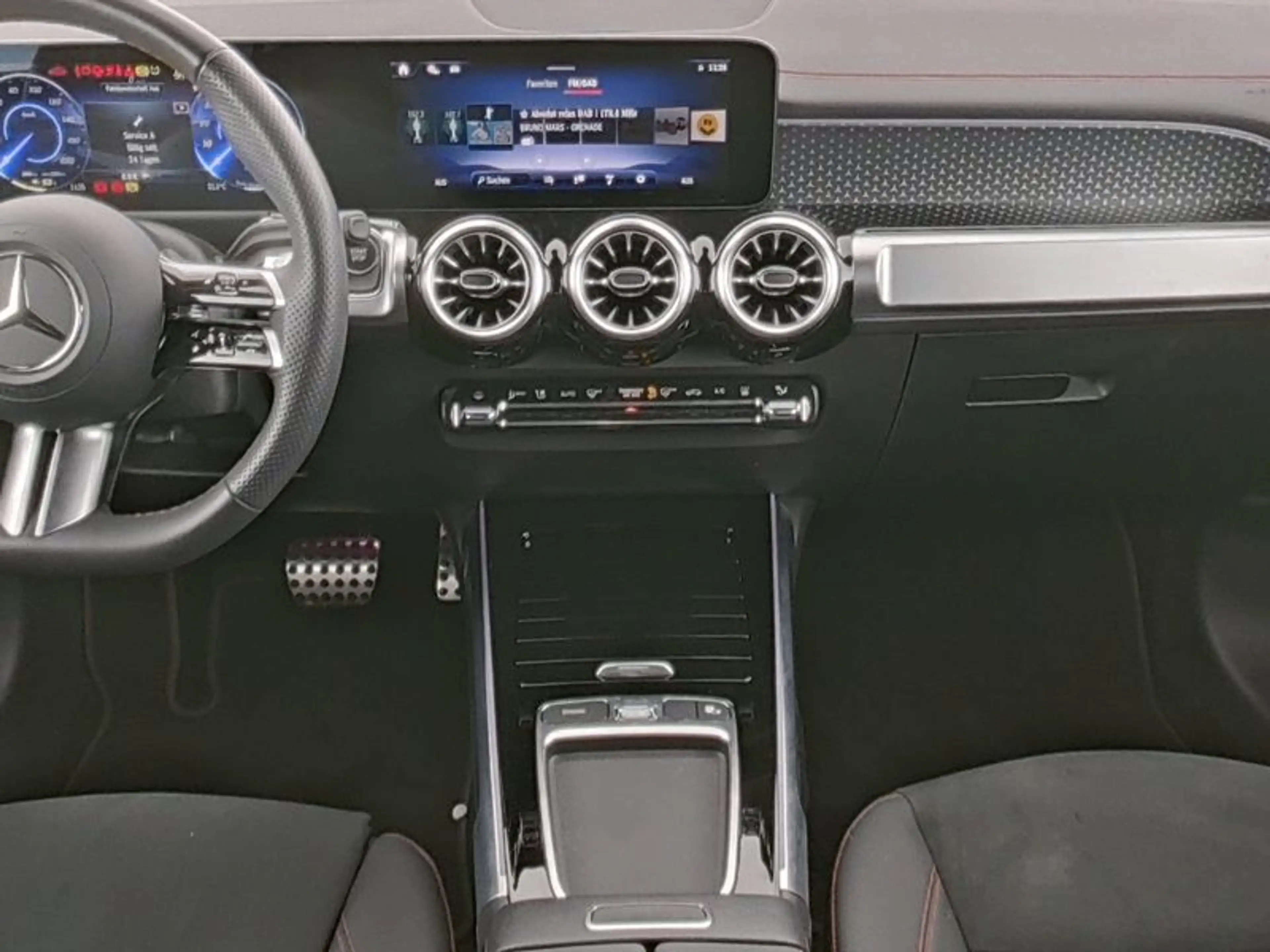 Mercedes-Benz EQB 250 250+ AMG Line 71 kWh AMG Line | Night Pakket | Dis — photo 4