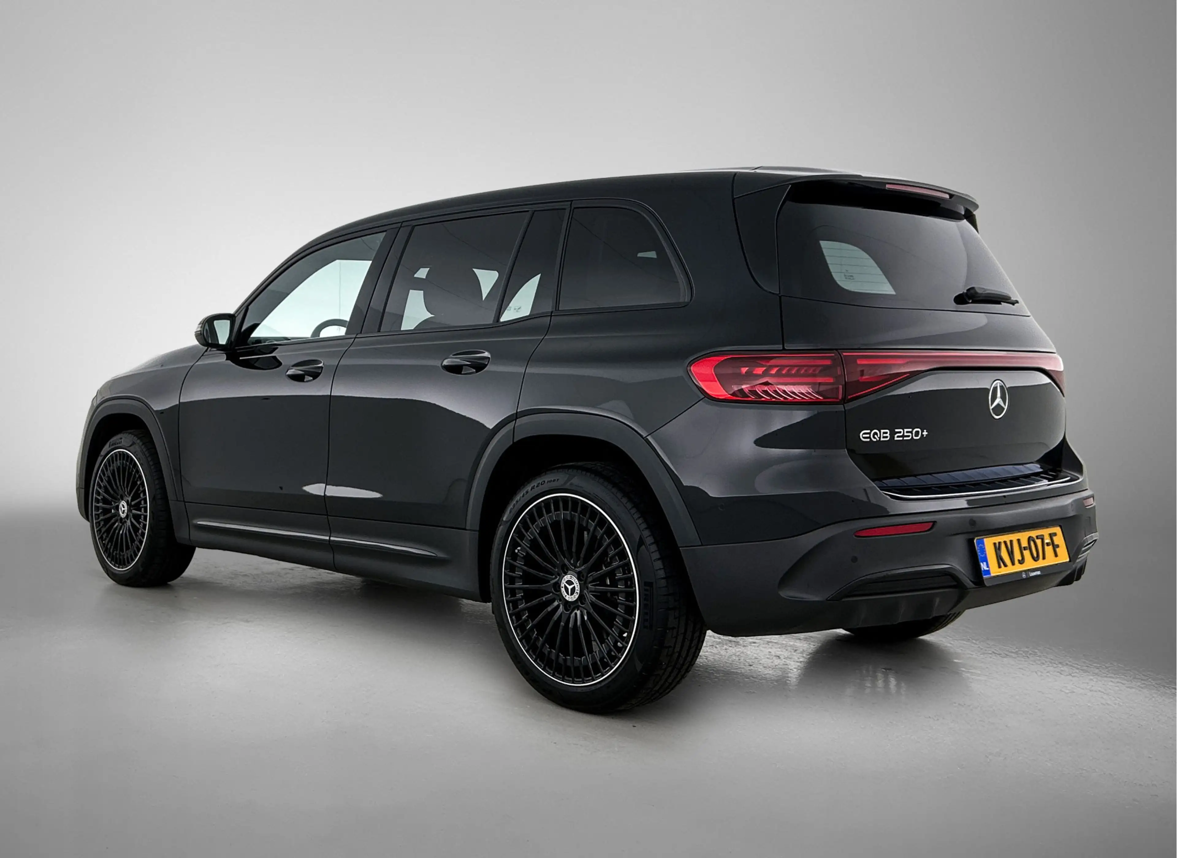 Mercedes-Benz EQB 250 250+ AMG Line 71 kWh AMG Line | Night Pakket | Dis — photo 14