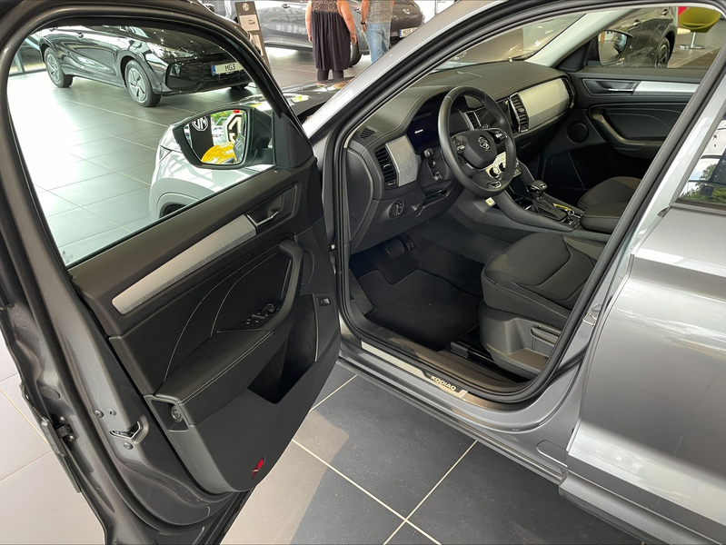 Skoda Kodiaq Tour 1,5 TSI DSG NAVI* SITZHEITUNG* ACC* — photo 13