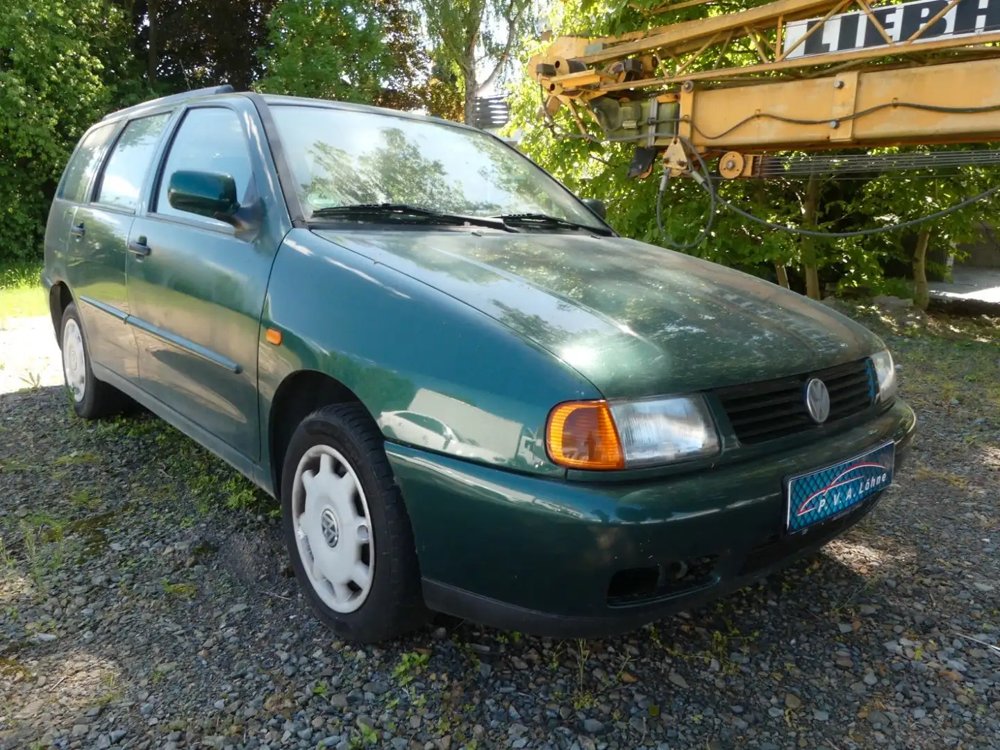 Volkswagen Polo 1.4 Trendline Variant Green - 1