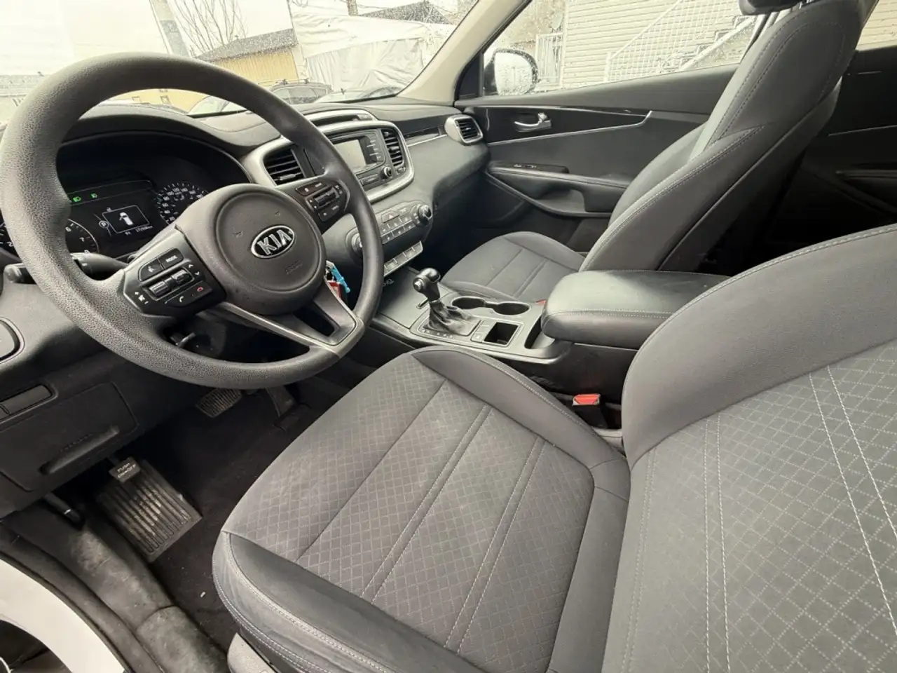 Kia Sorento снимка Kia Sorento
