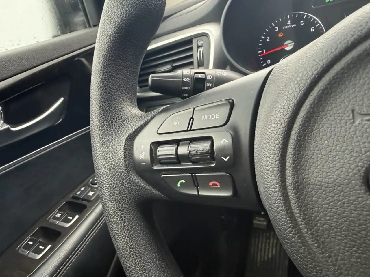 Kia Sorento снимка Kia Sorento
