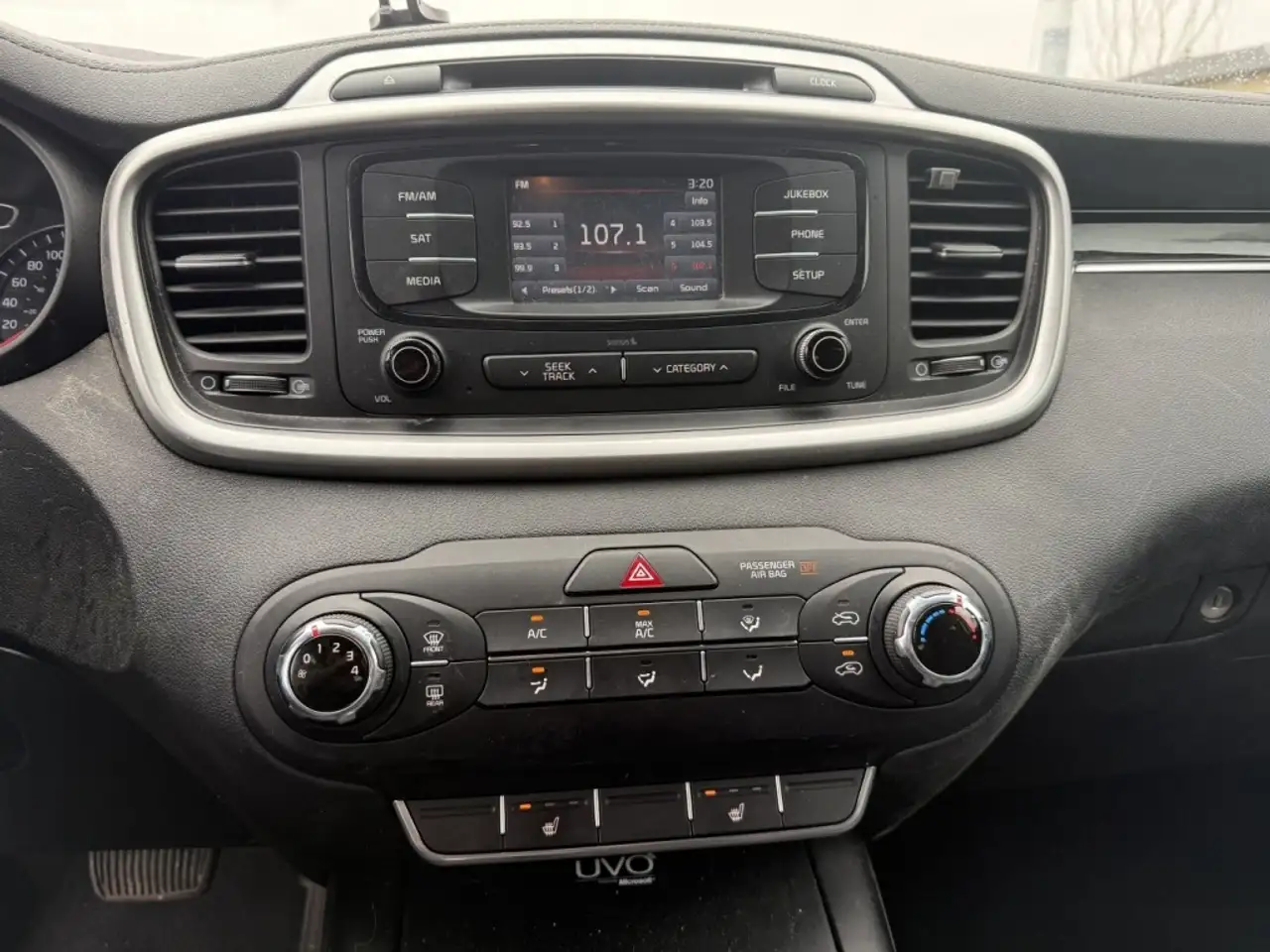Kia Sorento снимка Kia Sorento