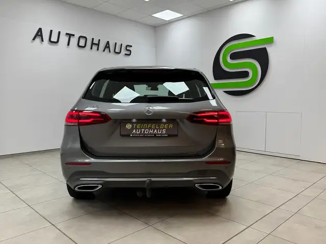 Mercedes-Benz B Class view 6