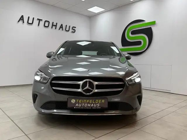 Mercedes-Benz B Class view 2