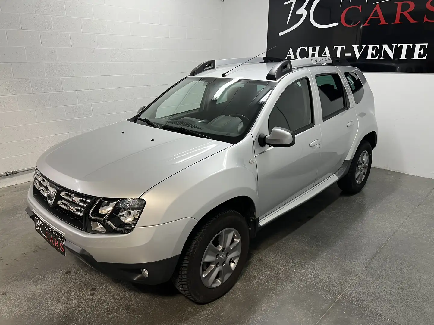 Dacia Duster 1.5 dCi *GARANTIE*CUIR*GPS*CLIM*JANTE*1ER MAIN* - 2