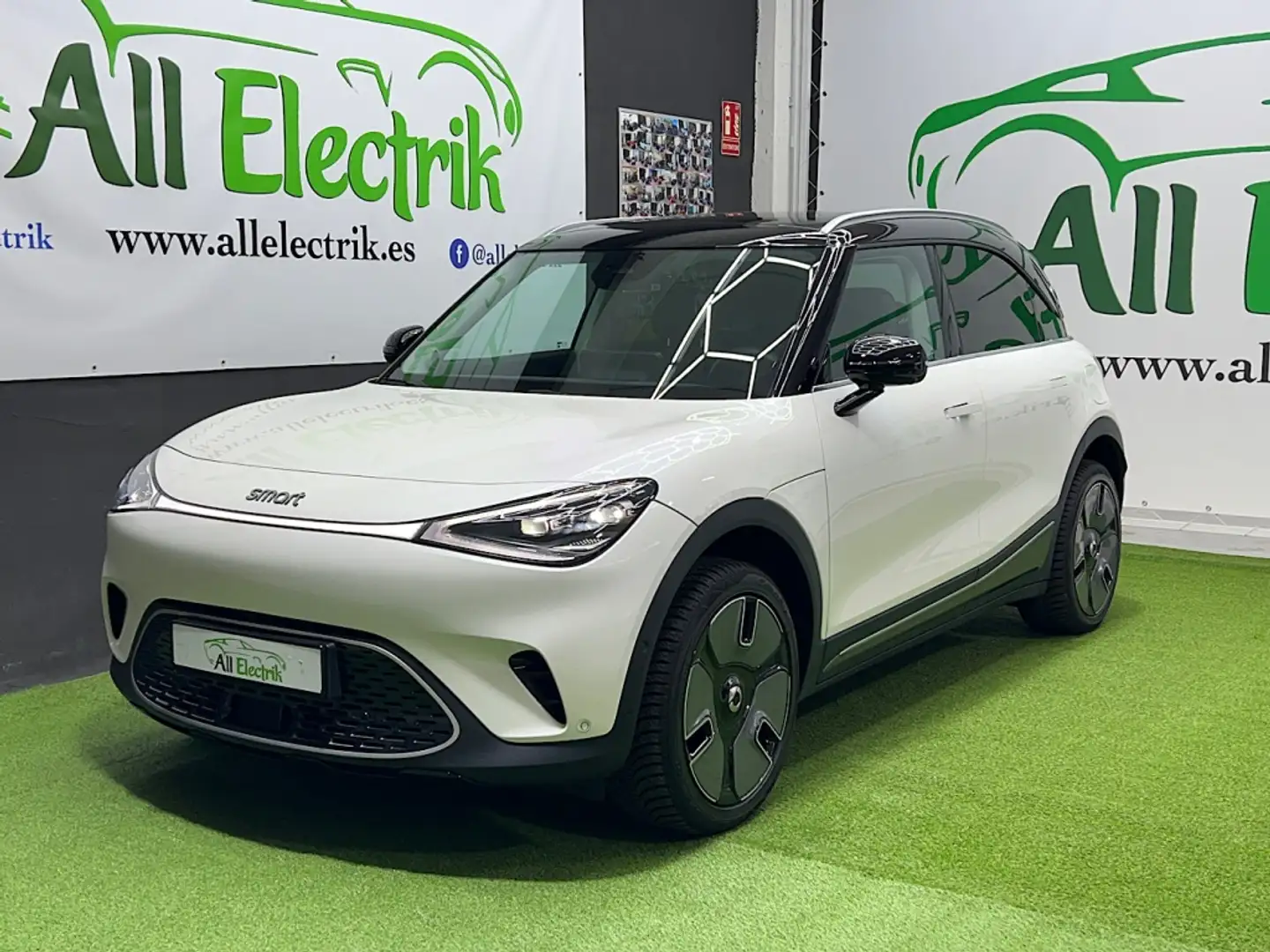 smart #1 Premium Alb - 1