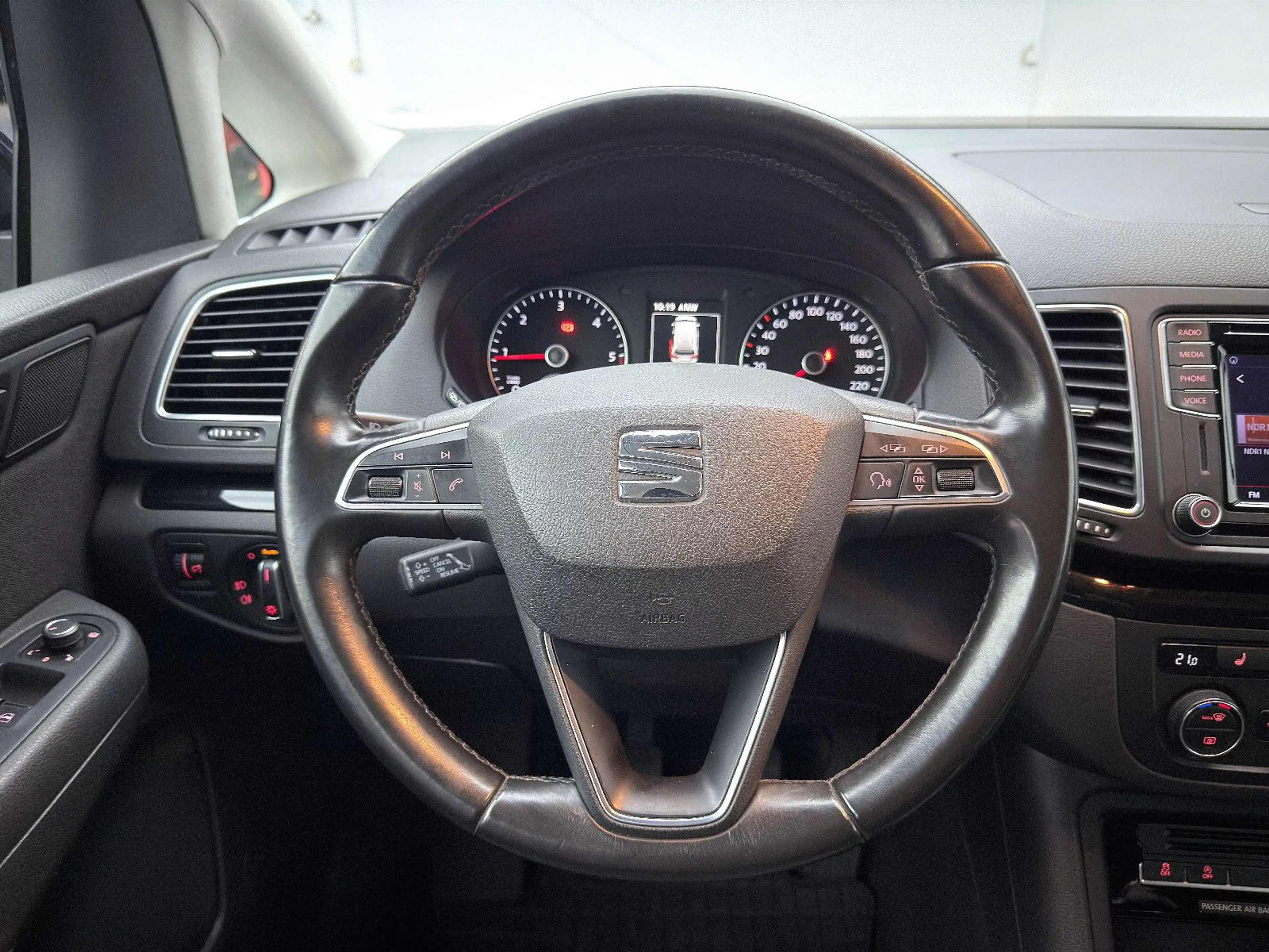 SEAT Alhambra Style *7Sitzer*RFK*CarPlay* — photo 12