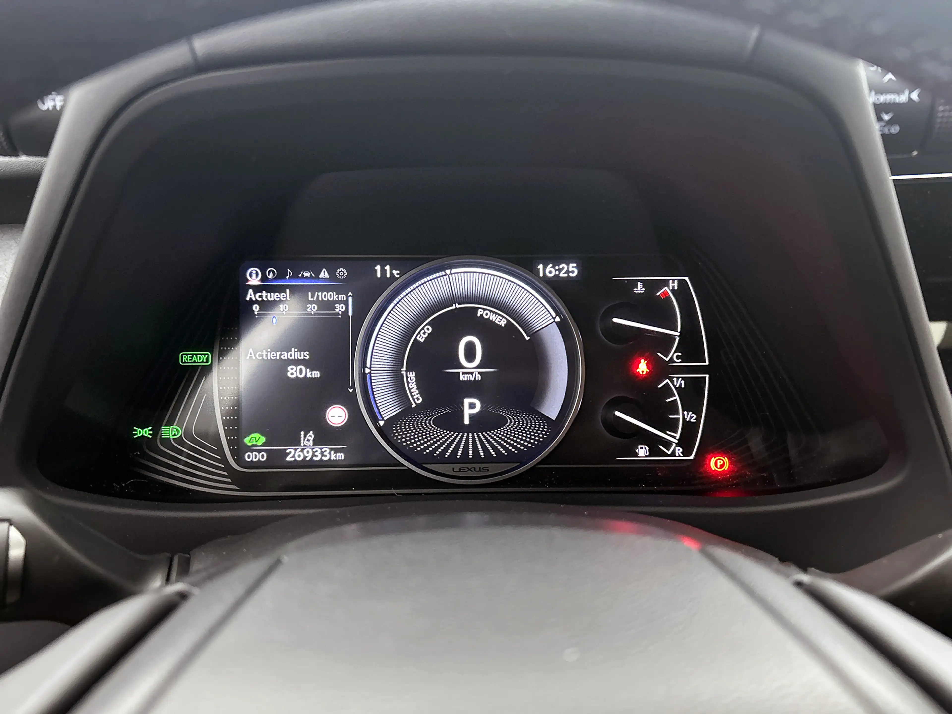 Lexus UX 250h | Dealeronderhouden | Lexus-paasweekend — photo 5