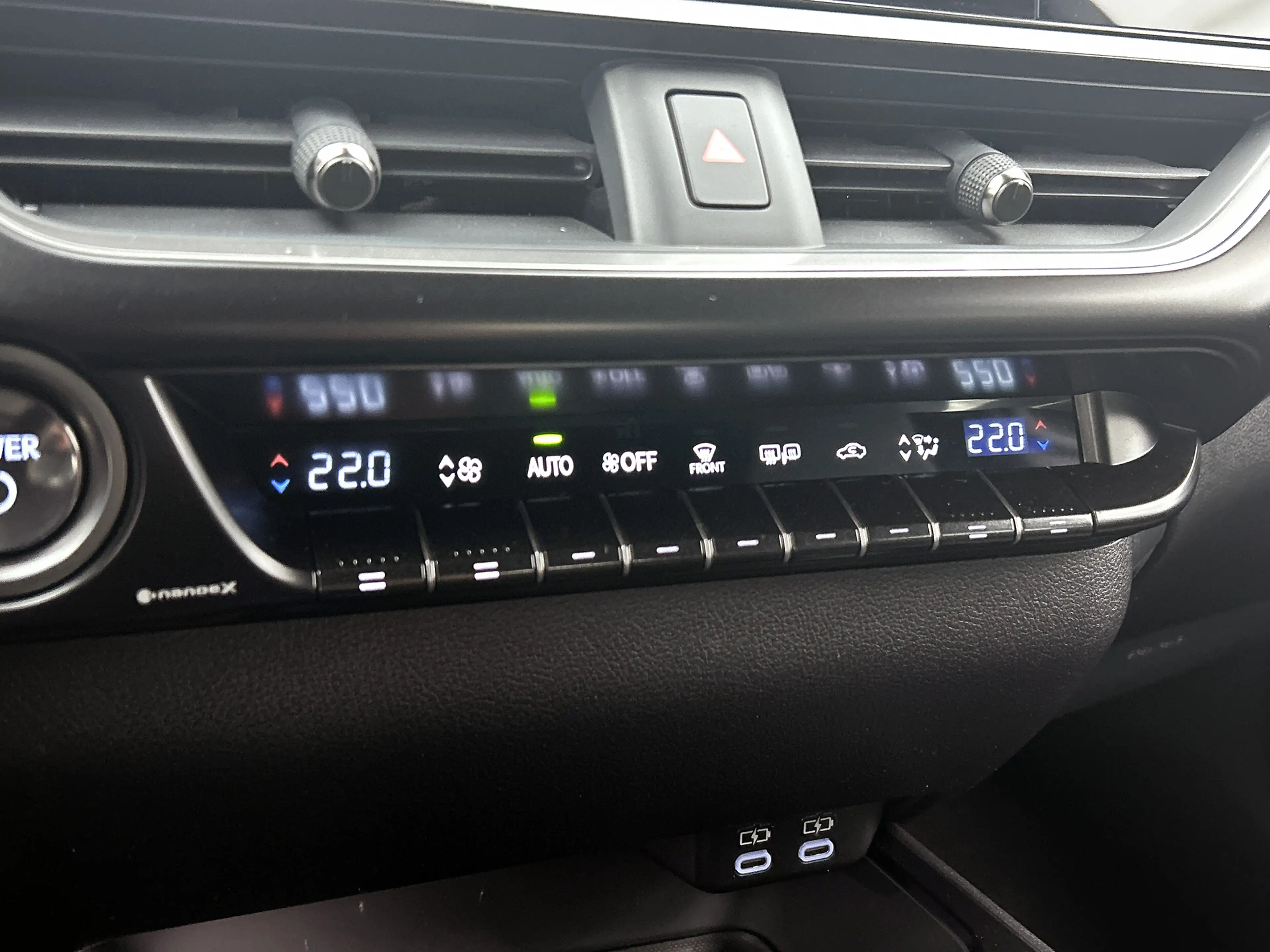 Lexus UX 250h | Dealeronderhouden | Lexus-paasweekend — photo 10