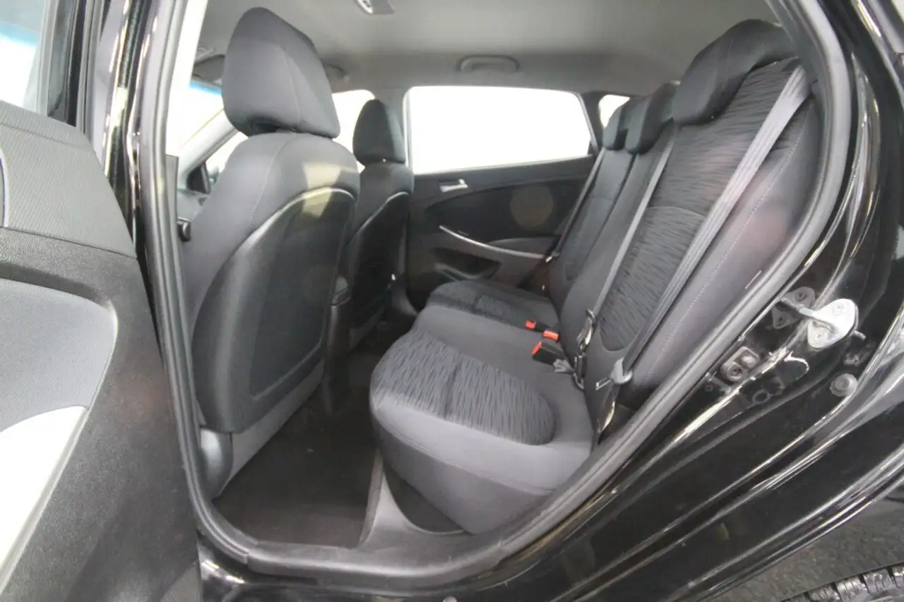 Hyundai ACCENT снимка Hyundai ACCENT