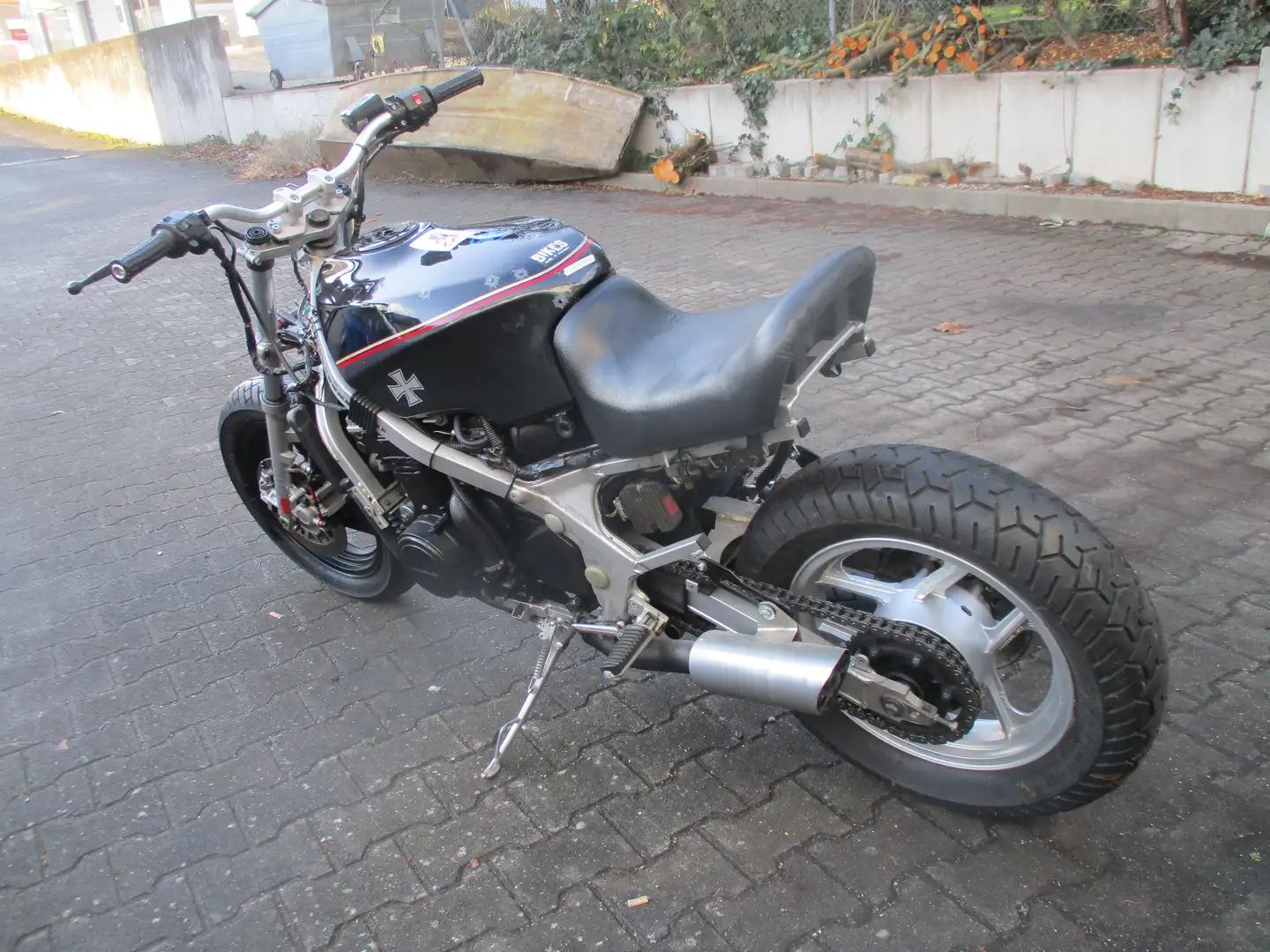 Kawasaki GPZ 600 Streetfighter Bastlerfahrzeug Zwart - 1