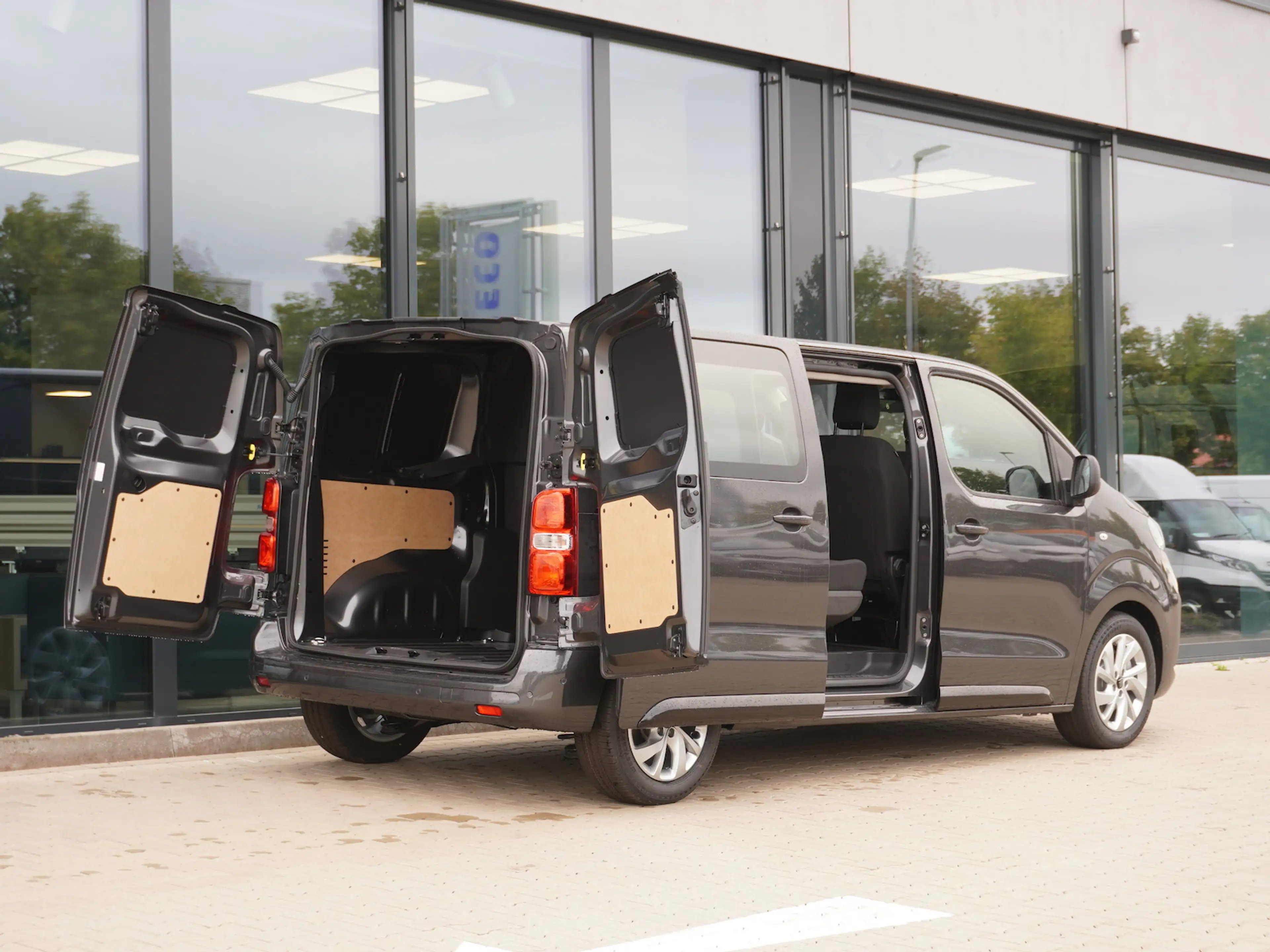 Fiat Scudo Multicab L2 2.2 180 AT / Abstandstempomat — photo 4