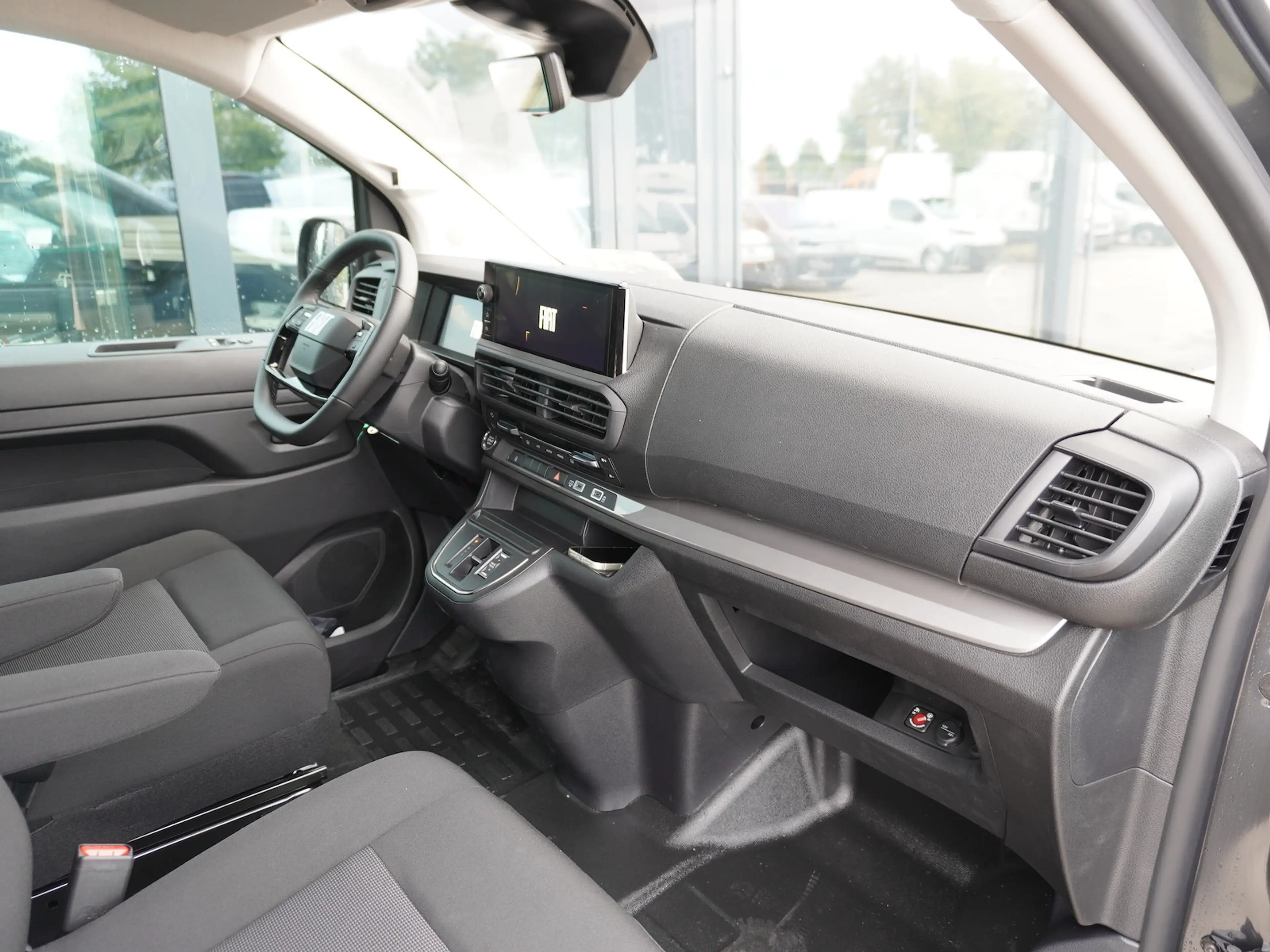 Fiat Scudo Multicab L2 2.2 180 AT / Abstandstempomat — photo 11