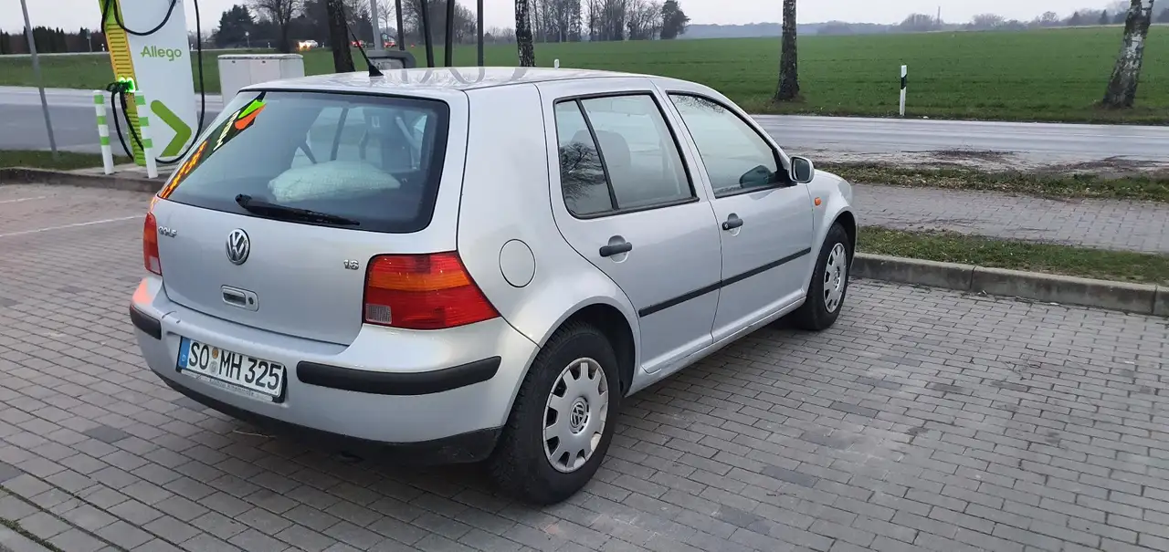 Volkswagen Golf 1,6 Automatik basis, foto 2