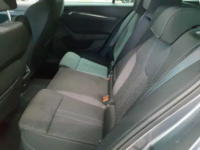 Skoda Octavia view 13