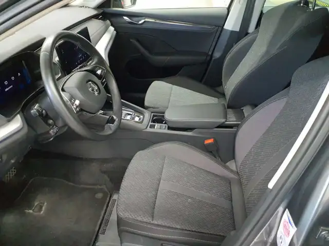 Skoda Octavia view 7
