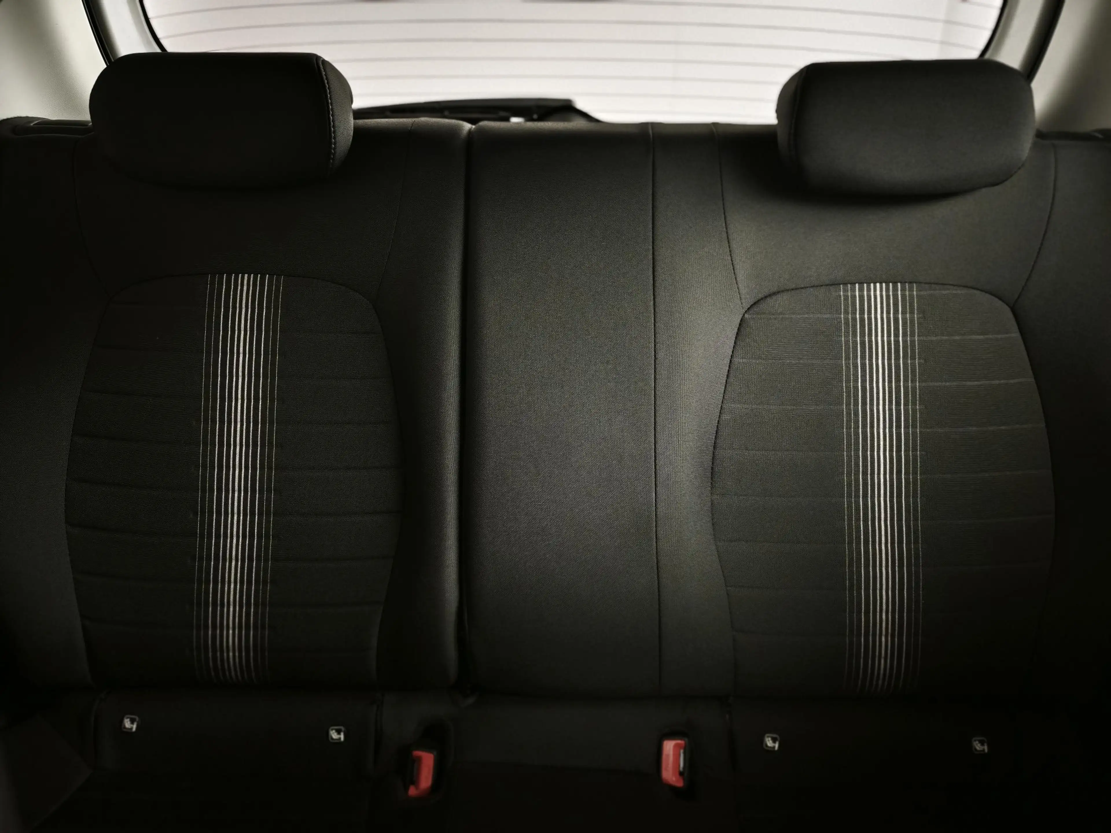Hyundai i10 1.0 Comfort | Apple CarPlay / Android Auto | Airco — photo 8