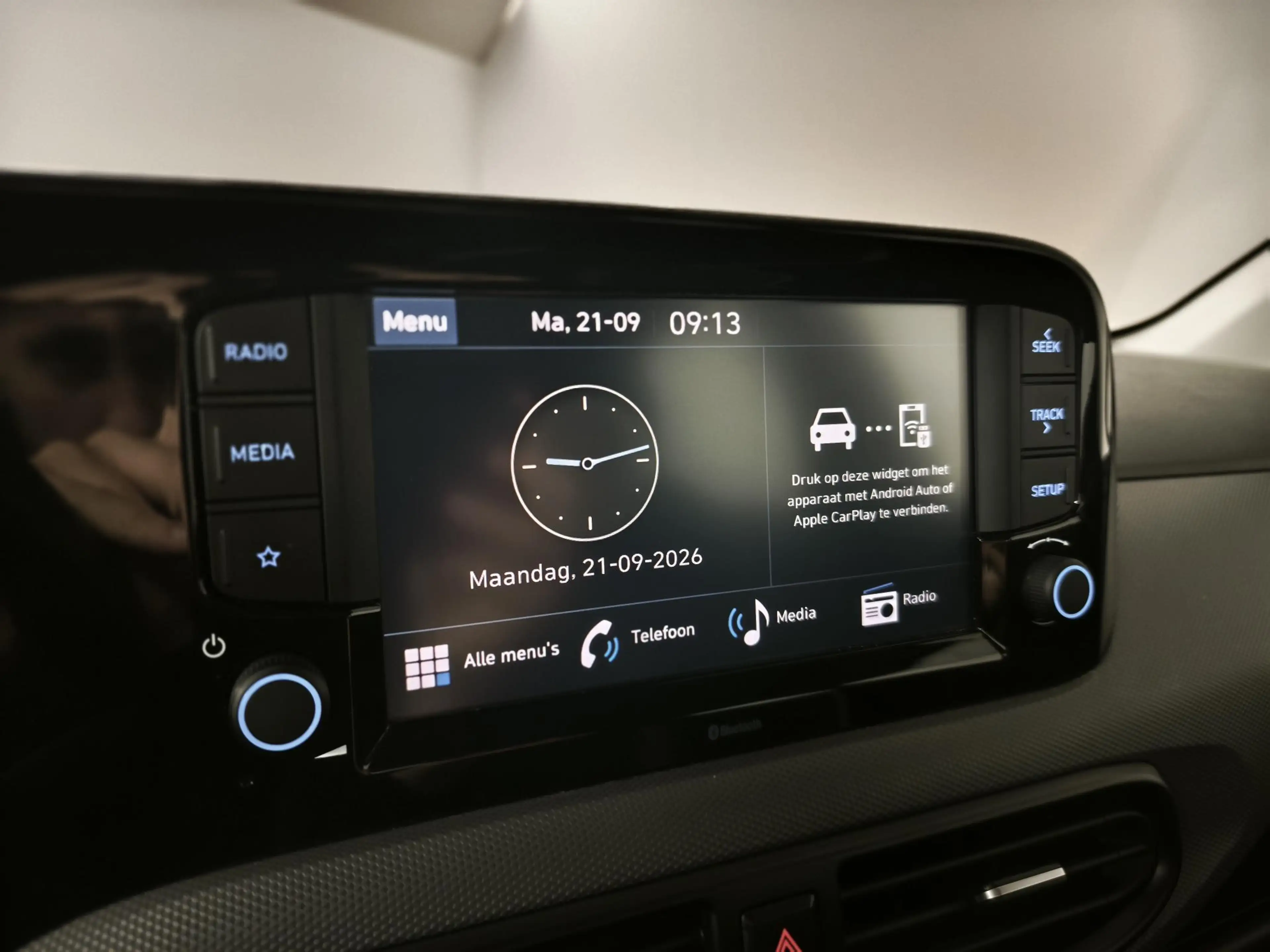 Hyundai i10 1.0 Comfort | Apple CarPlay / Android Auto | Airco — photo 11