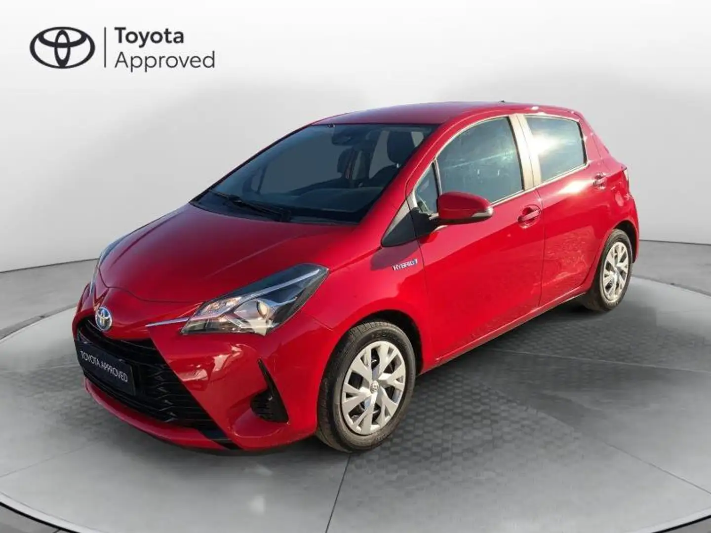 Toyota Yaris 3ª serie 1.5 Hybrid 5 porte Cool Rosso - 1