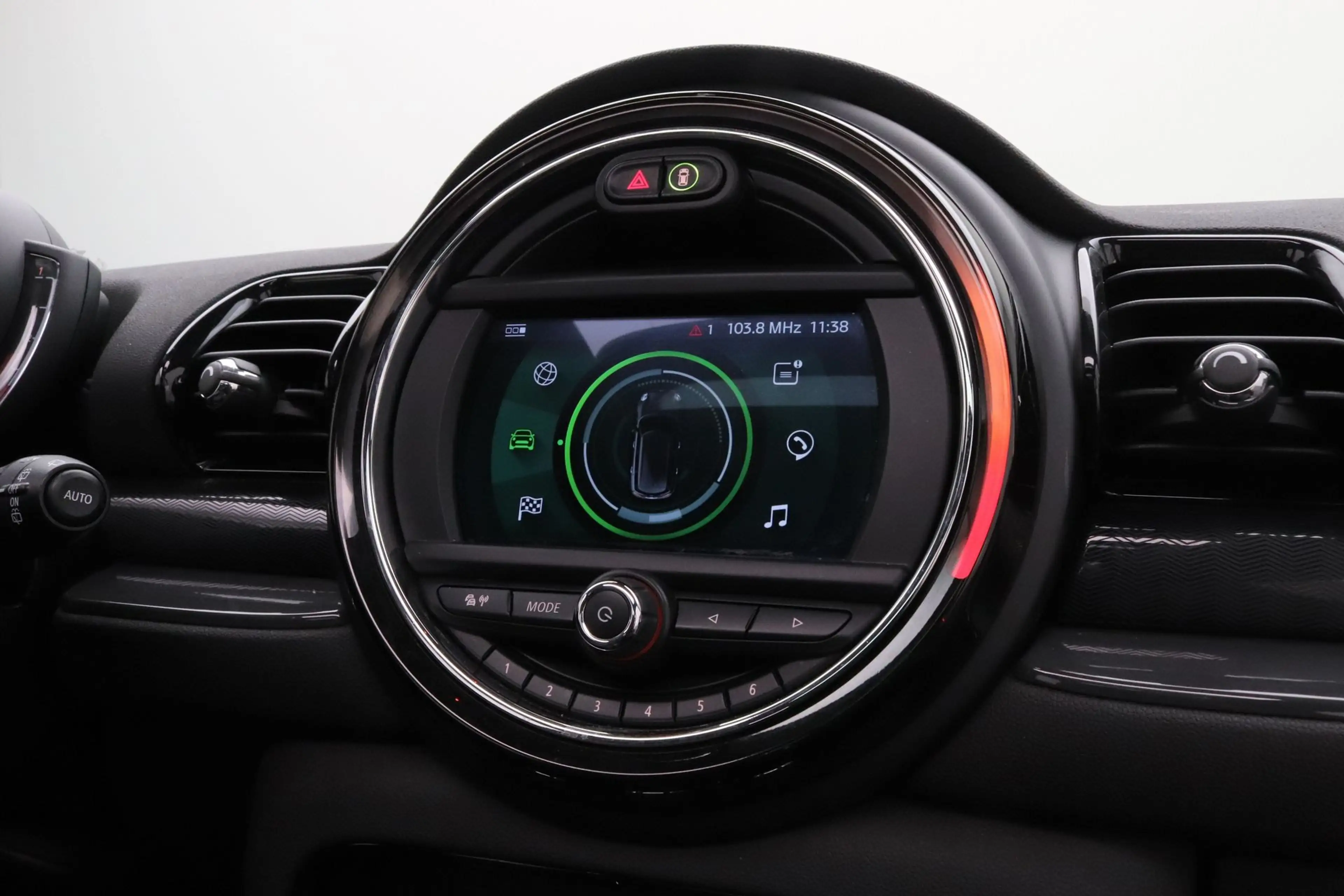MINI Cooper Clubman 1.5 Business Edition — photo 14