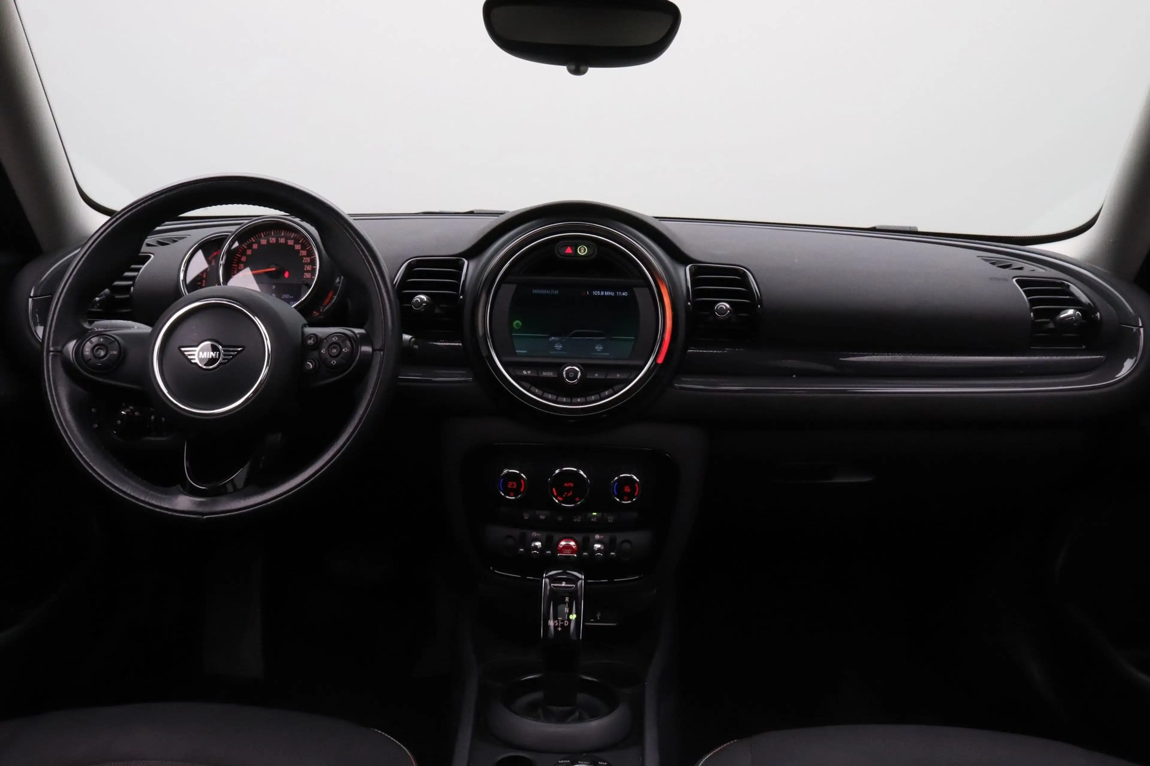 MINI Cooper Clubman 1.5 Business Edition — photo 3